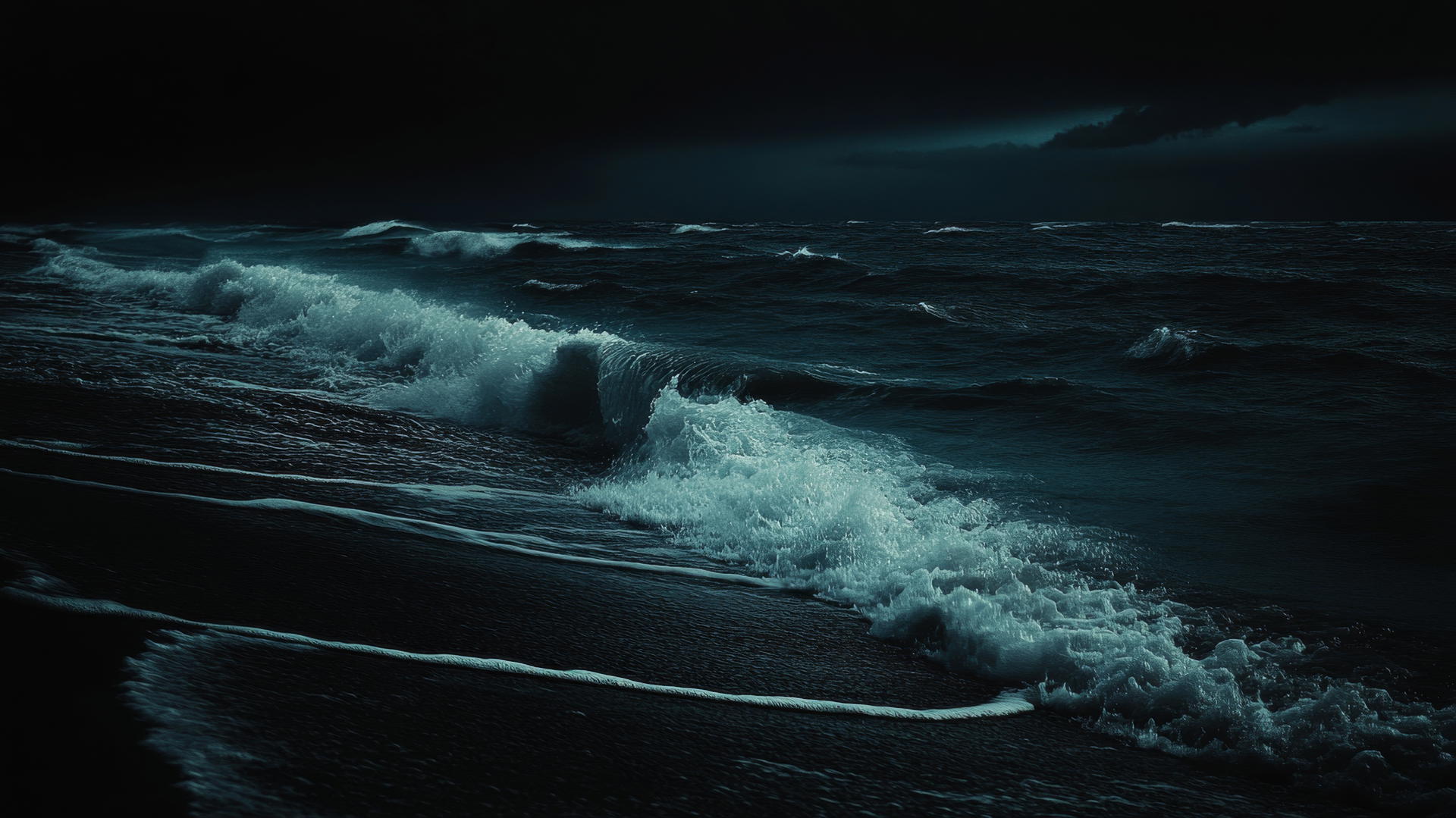 aesthetic wallpaper black ocean scene with waves under dark sky